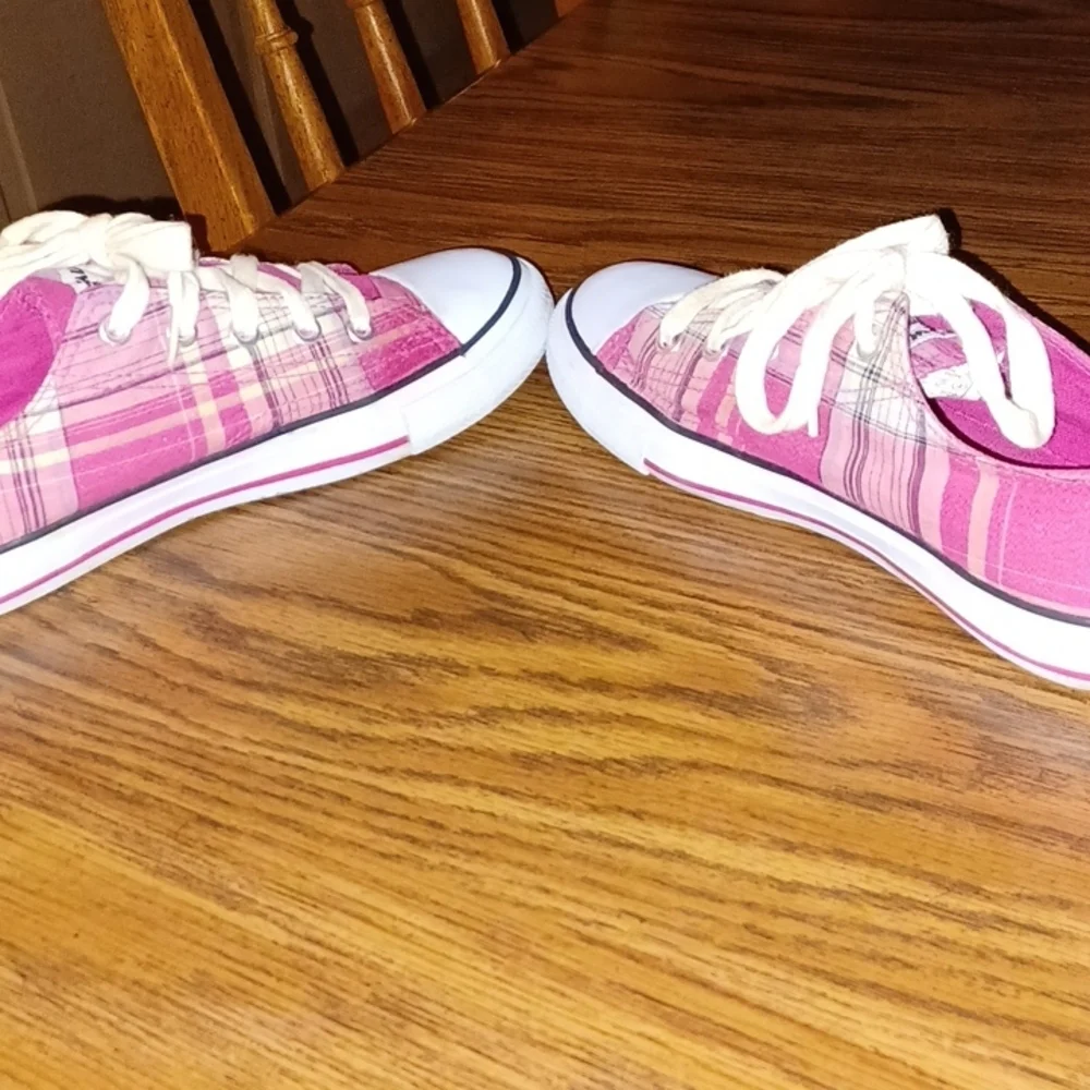 Airwalk girls pink Sneakers, plaid, sparkly